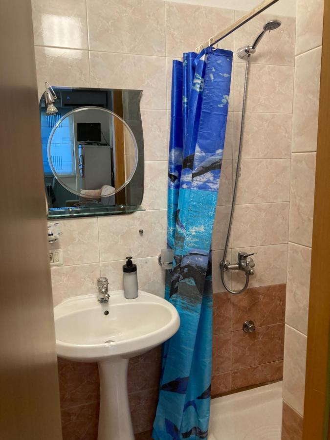 Piazza Center Studio Tiranë Ngoại thất bức ảnh